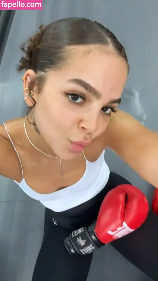 Dezoitou / Mel Maia / mel_maia / melissamelmaia Onlyfans Photo Gallery 