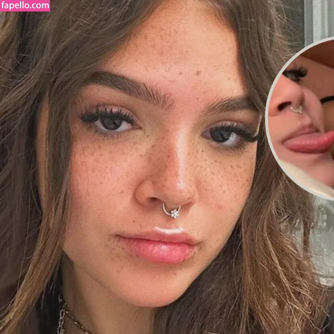 Dezoitou / Mel Maia / mel_maia / melissamelmaia Onlyfans Photo Gallery 