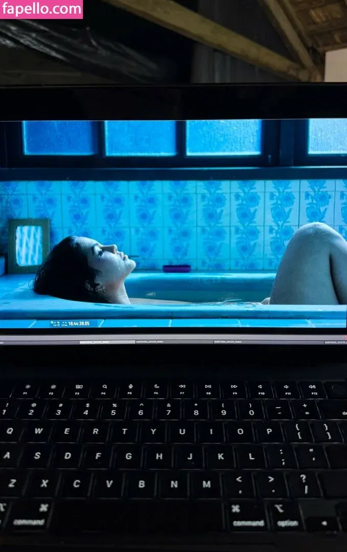 Dezoitou / Mel Maia / mel_maia / melissamelmaia Onlyfans Photo Gallery 