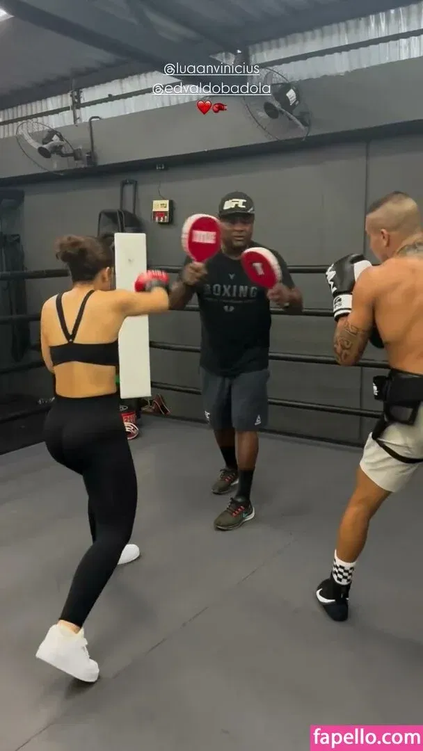 Dezoitou / Mel Maia / mel_maia / melissamelmaia Onlyfans Photo Gallery 