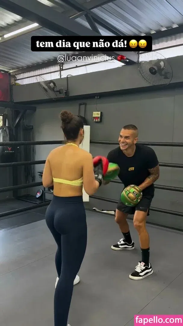 Dezoitou / Mel Maia / mel_maia / melissamelmaia Onlyfans Photo Gallery 