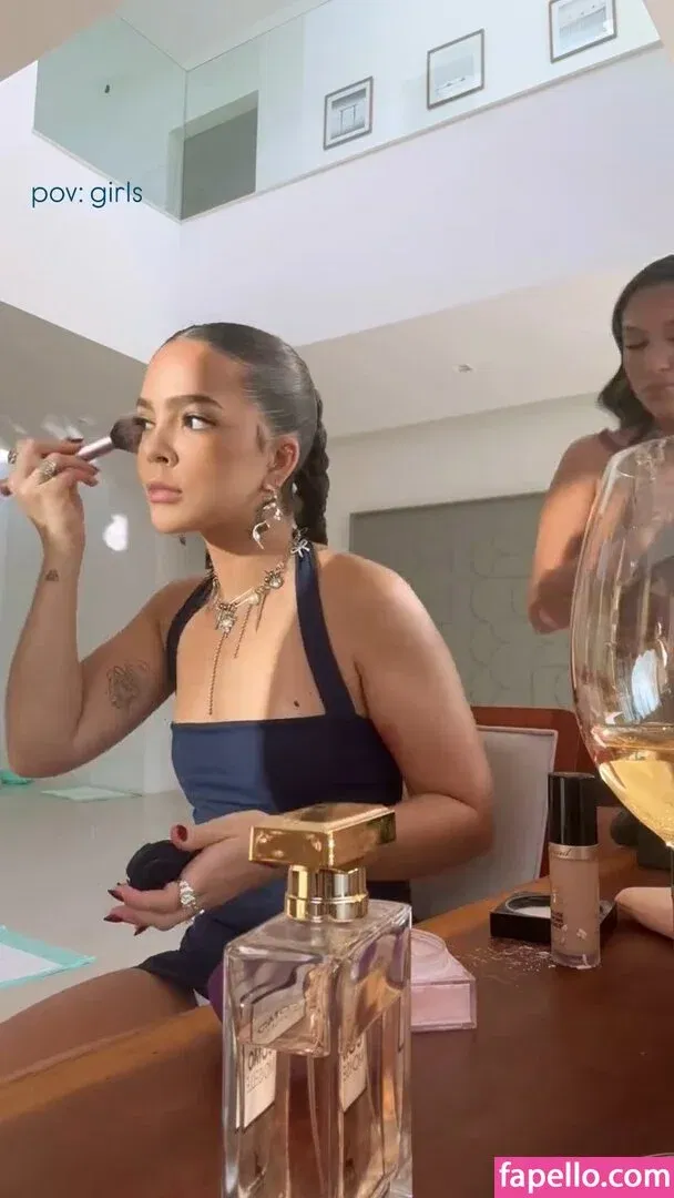 Dezoitou / Mel Maia / mel_maia / melissamelmaia Onlyfans Photo Gallery 