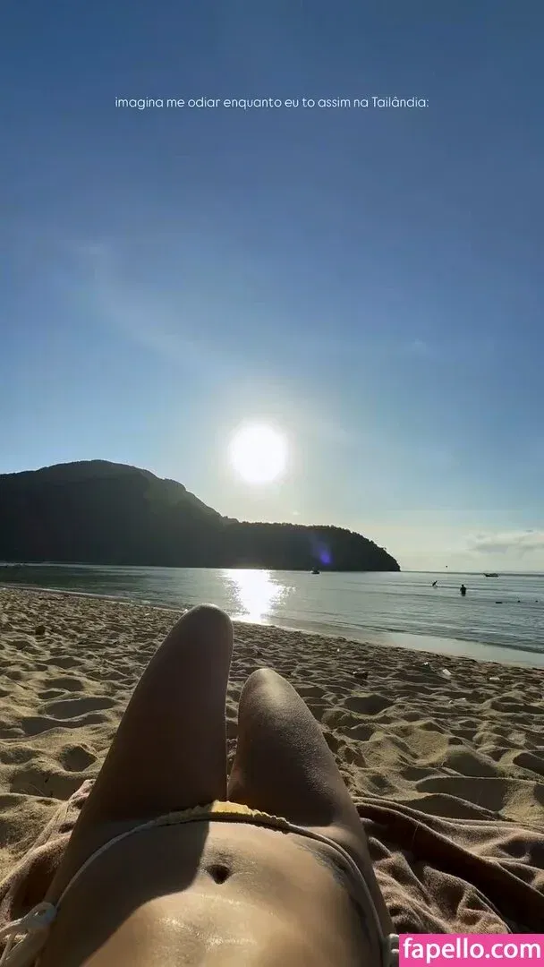 Dezoitou / Mel Maia / mel_maia / melissamelmaia Onlyfans Photo Gallery 