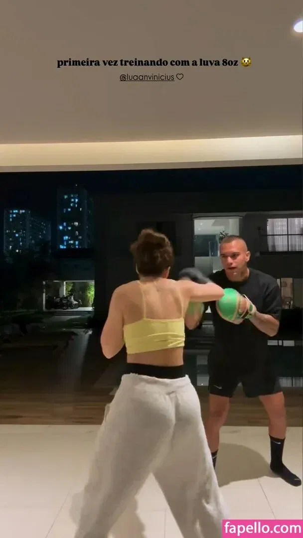 Dezoitou / Mel Maia / mel_maia / melissamelmaia Onlyfans Photo Gallery 