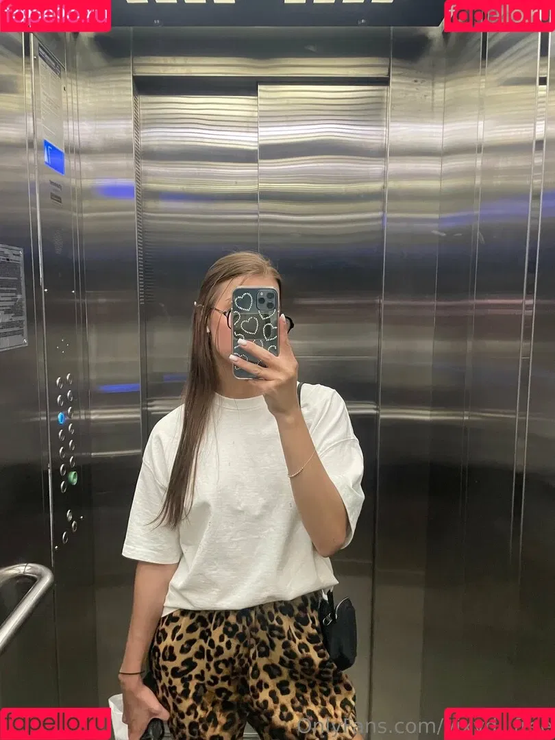 liz_05_dixson / vixydi_free Onlyfans Photo Gallery 