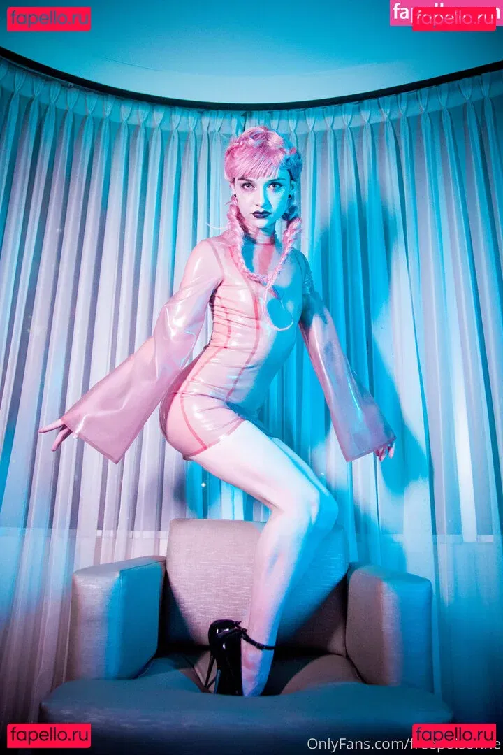 freepoisonne Onlyfans Photo Gallery 