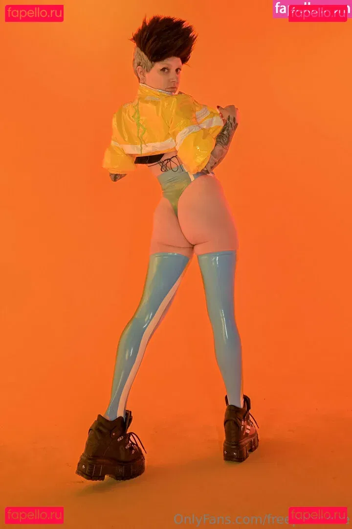 freepoisonne Onlyfans Photo Gallery 