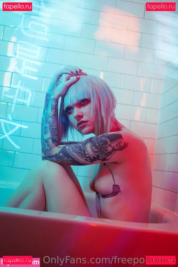 freepoisonne Onlyfans Photo Gallery 