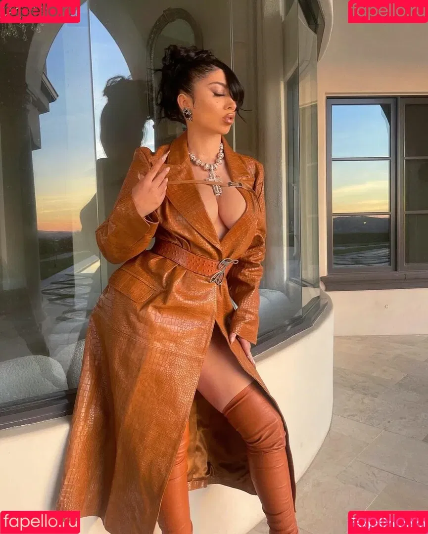 Kali Uchis / kaliuchis / spicxyy Onlyfans Photo Gallery 