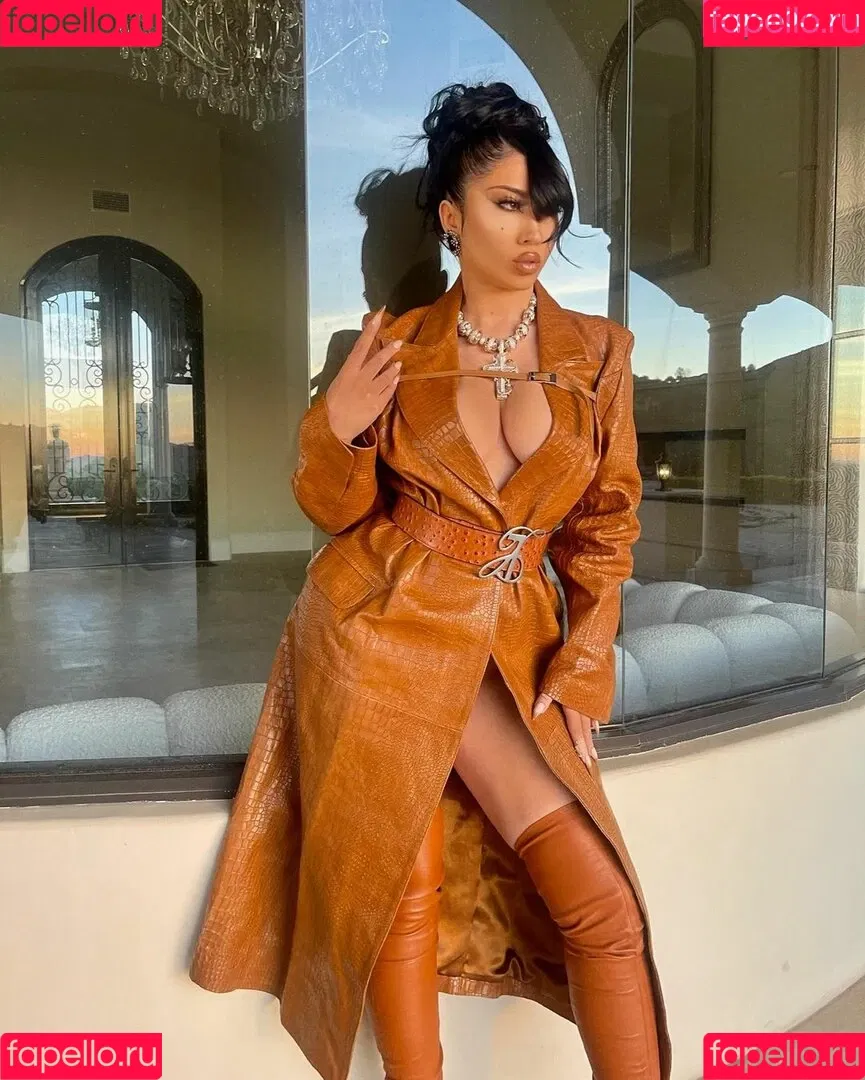 Kali Uchis / kaliuchis / spicxyy Onlyfans Photo Gallery 