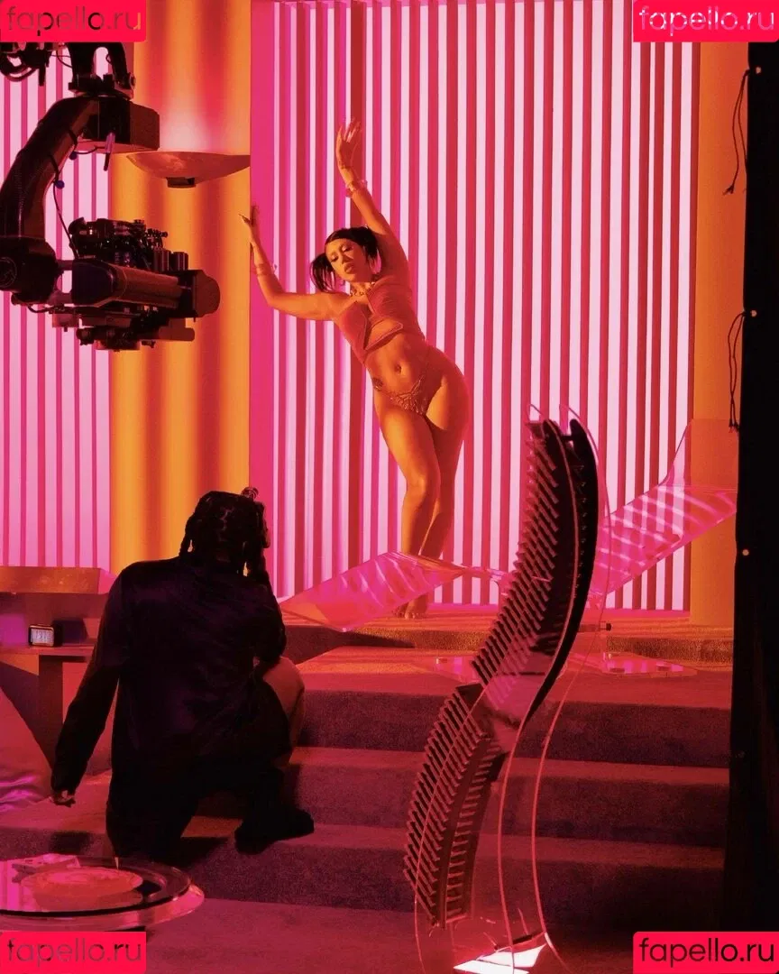 Kali Uchis / kaliuchis / spicxyy Onlyfans Photo Gallery 