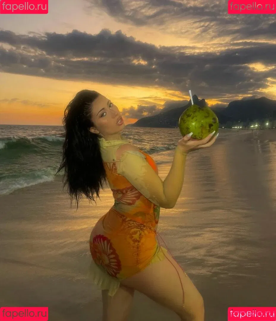 Kali Uchis / kaliuchis / spicxyy Onlyfans Photo Gallery 