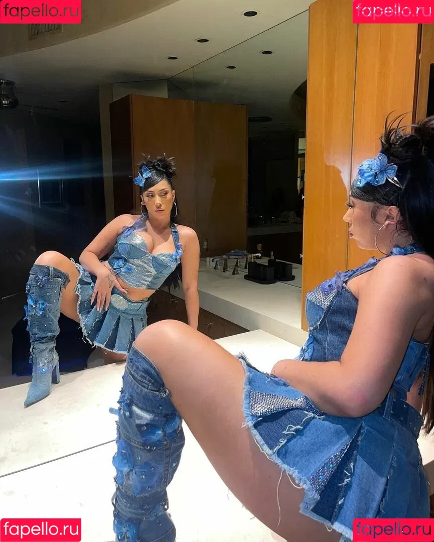 Kali Uchis / kaliuchis / spicxyy Onlyfans Photo Gallery 