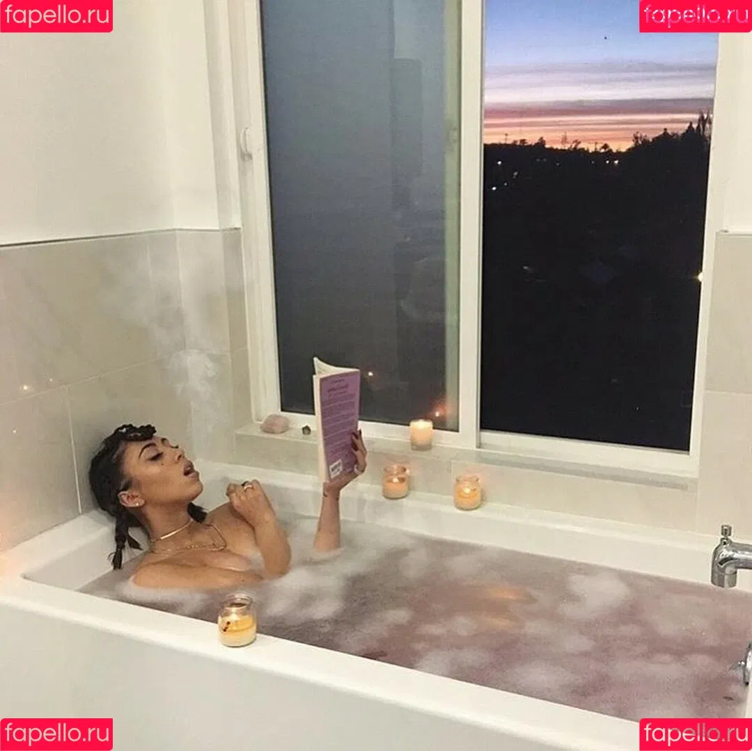 Kali Uchis / kaliuchis / spicxyy Onlyfans Photo Gallery 