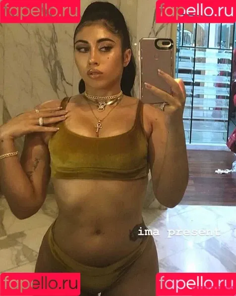 Kali Uchis / kaliuchis / spicxyy Onlyfans Photo Gallery 