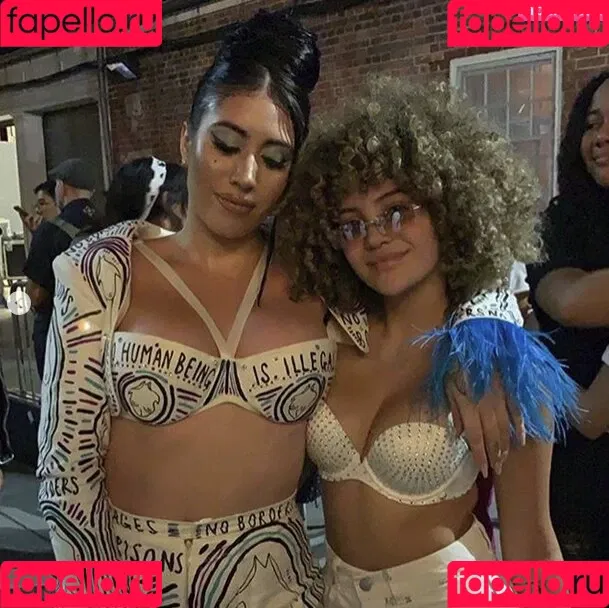 Kali Uchis / kaliuchis / spicxyy Onlyfans Photo Gallery 