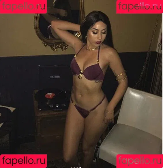 Kali Uchis / kaliuchis / spicxyy Onlyfans Photo Gallery 