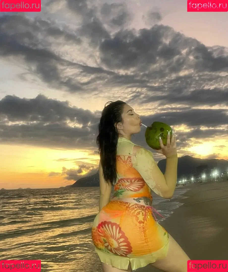 Kali Uchis / kaliuchis / spicxyy Onlyfans Photo Gallery 