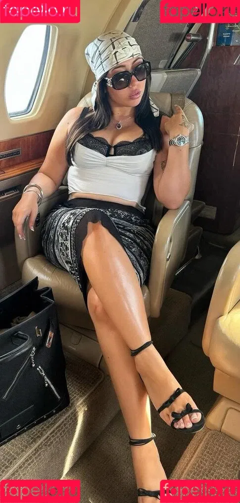 Kali Uchis / kaliuchis / spicxyy Onlyfans Photo Gallery 