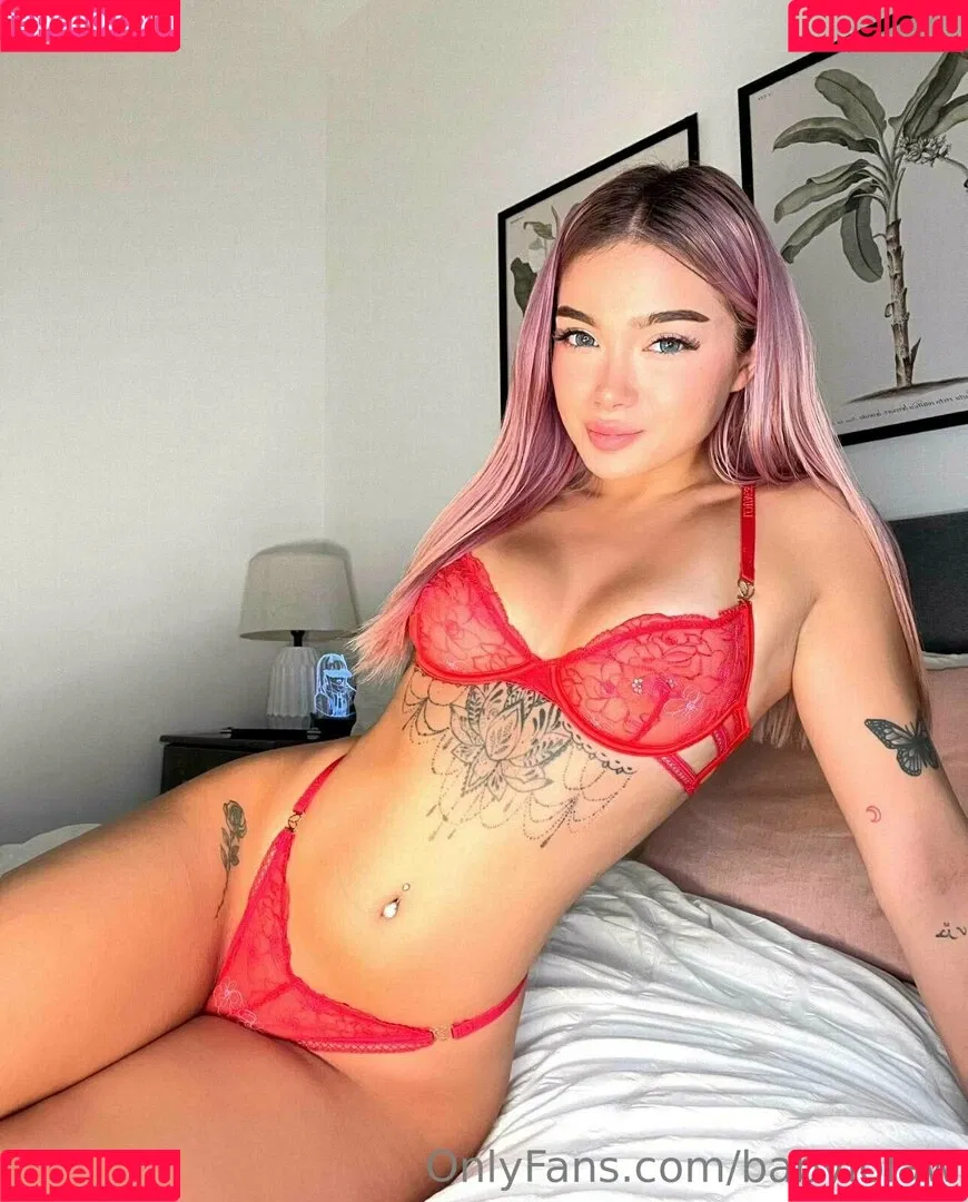 lotsoflola18 / lottelou8 Onlyfans Photo Gallery 