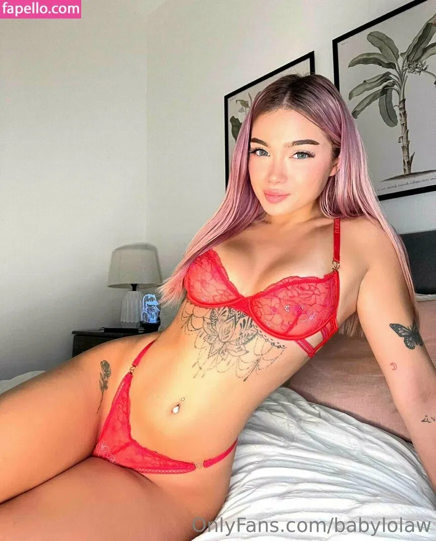 lotsoflola18 / lottelou8 Onlyfans Photo Gallery 