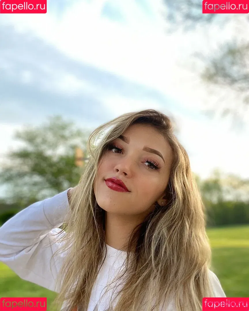 kristenhaness / kristenhanesss / kristennnhaness Onlyfans Photo Gallery 