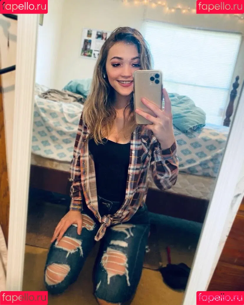 kristenhaness / kristenhanesss / kristennnhaness Onlyfans Photo Gallery 