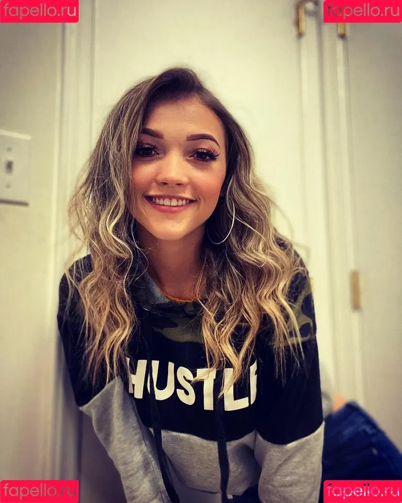 kristenhaness / kristenhanesss / kristennnhaness Onlyfans Photo Gallery 