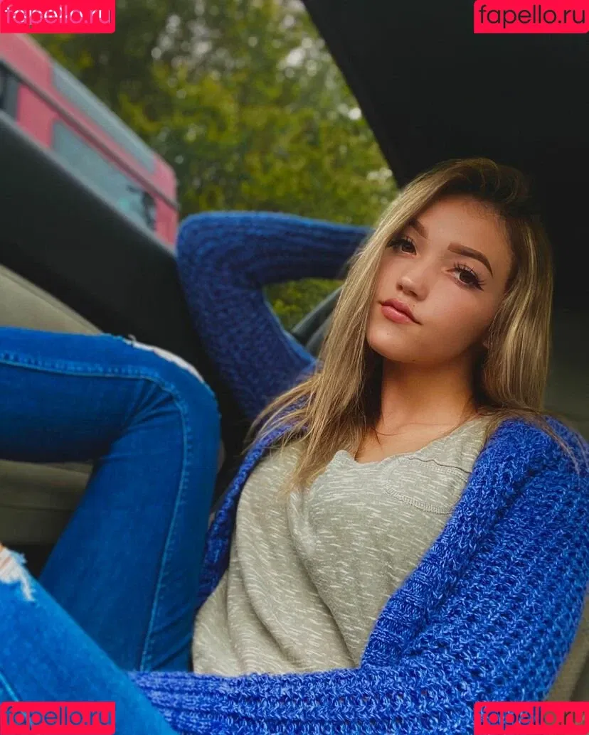 kristenhaness / kristenhanesss / kristennnhaness Onlyfans Photo Gallery 