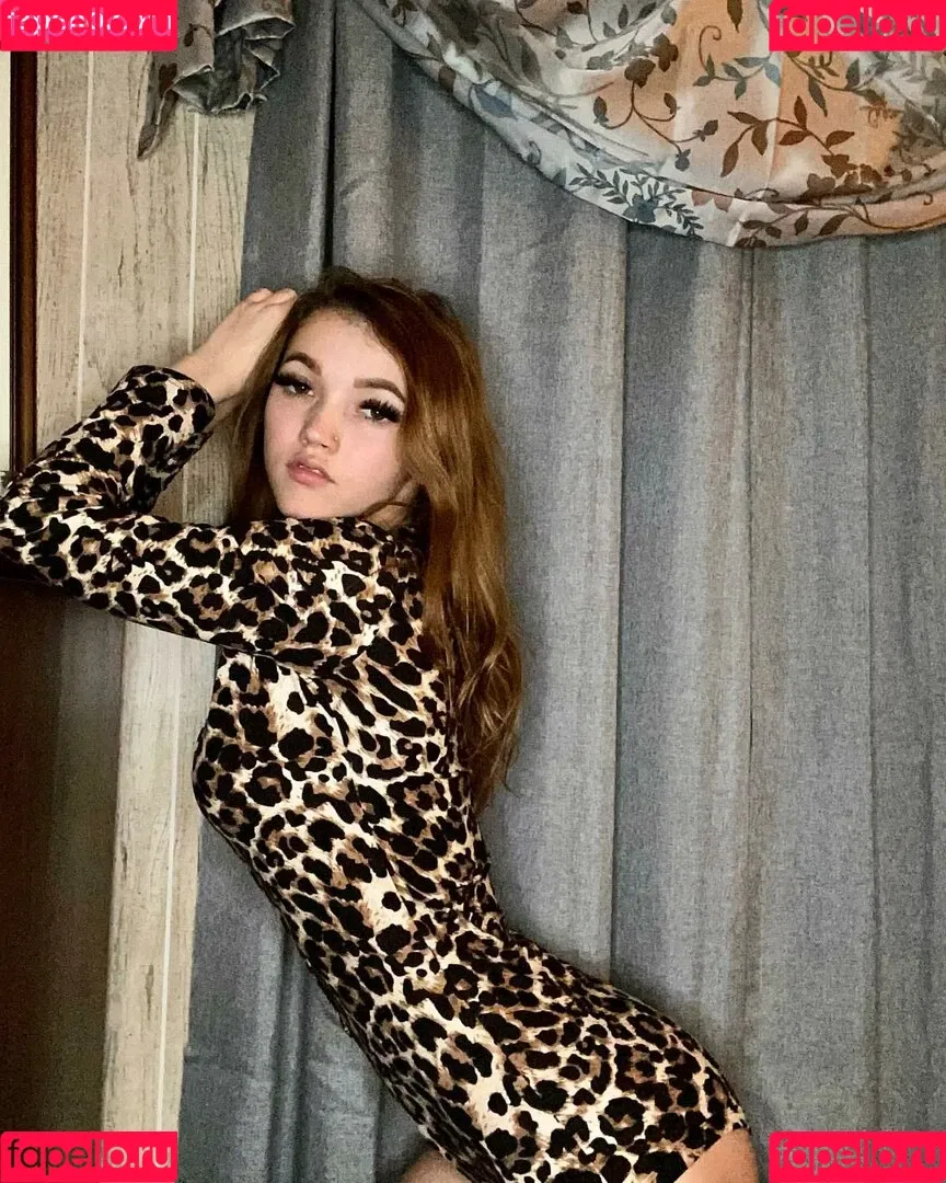 kristenhaness / kristenhanesss / kristennnhaness Onlyfans Photo Gallery 