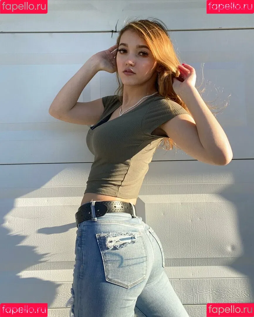 kristenhaness / kristenhanesss / kristennnhaness Onlyfans Photo Gallery 