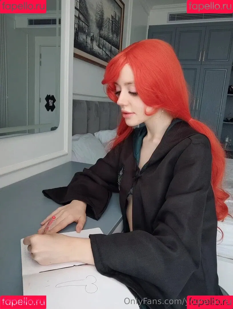 aldorachan / youraldora Onlyfans Photo Gallery 