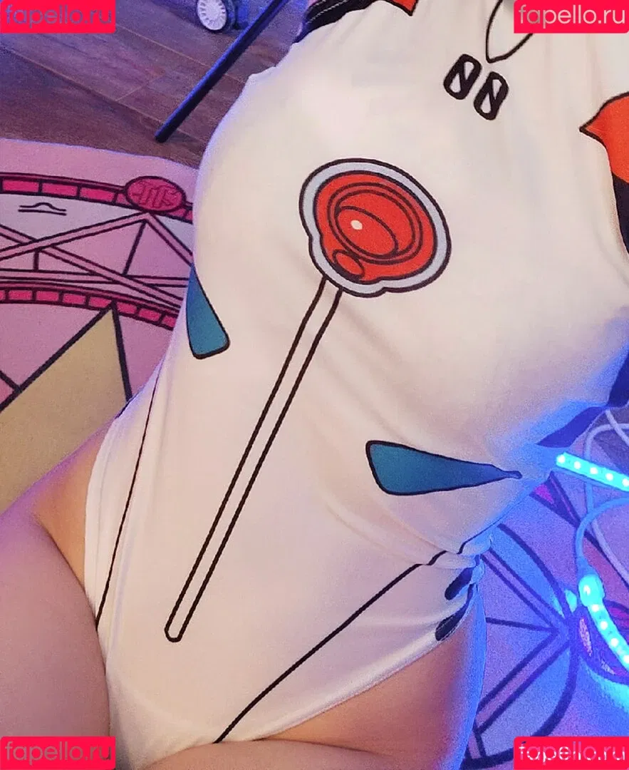 aldorachan / youraldora Onlyfans Photo Gallery 