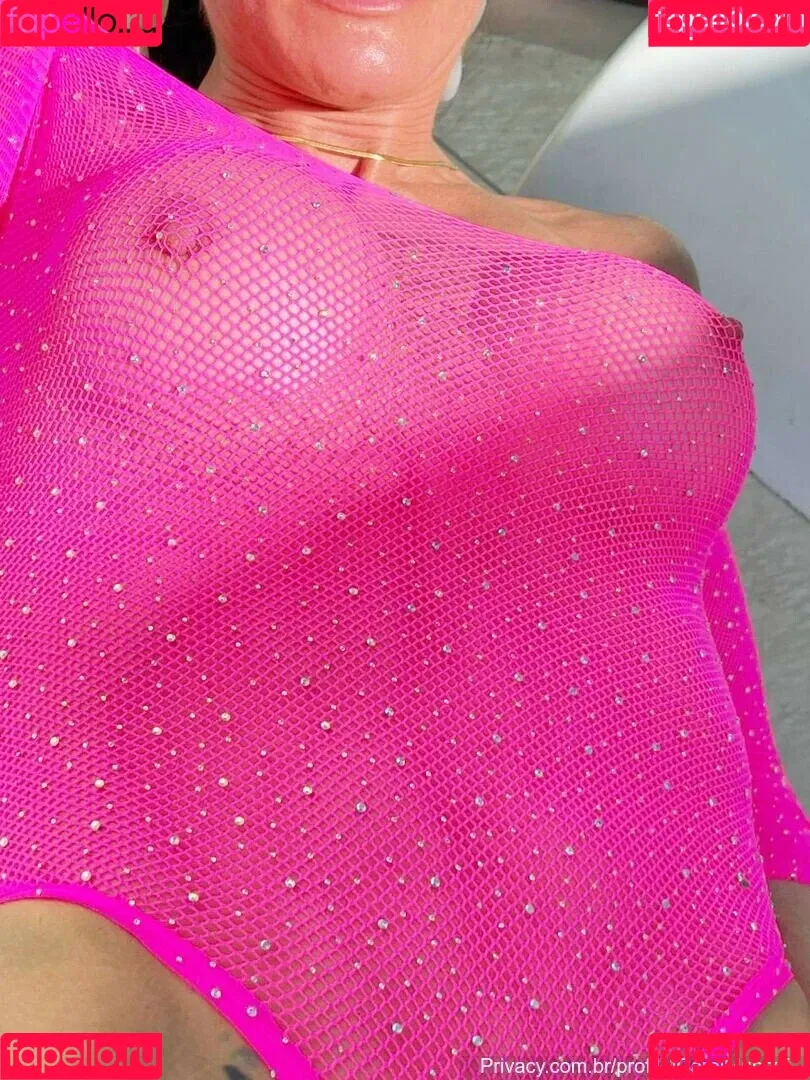 Carol Muniz / carolinamunizf / carolmunizbahia Onlyfans Photo Gallery 