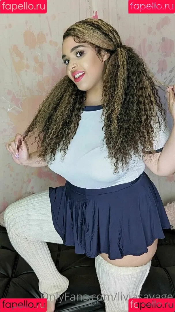 https: / itslivsavage / liviasavage Onlyfans Photo Gallery 
