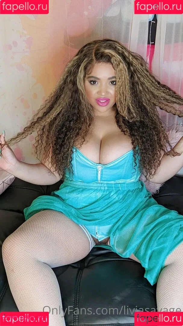 https: / itslivsavage / liviasavage Onlyfans Photo Gallery 