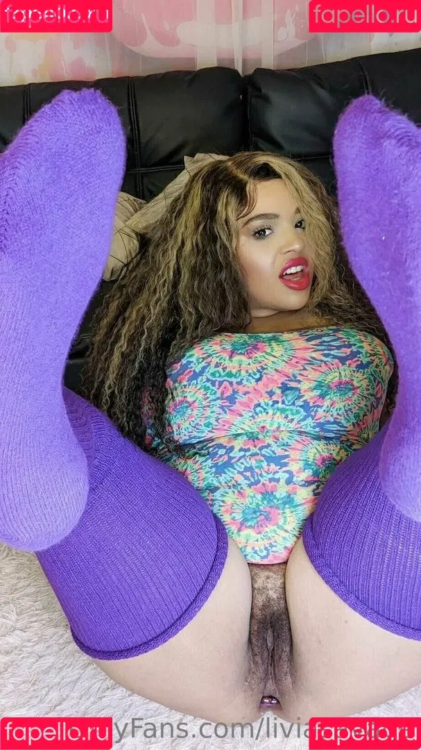 https: / itslivsavage / liviasavage Onlyfans Photo Gallery 