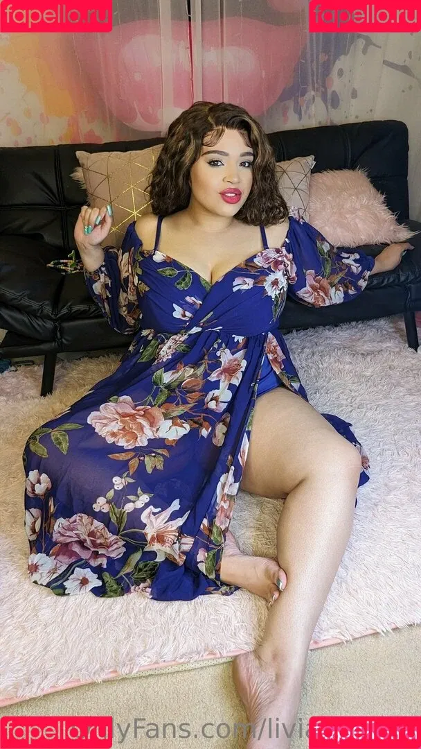 https: / itslivsavage / liviasavage Onlyfans Photo Gallery 