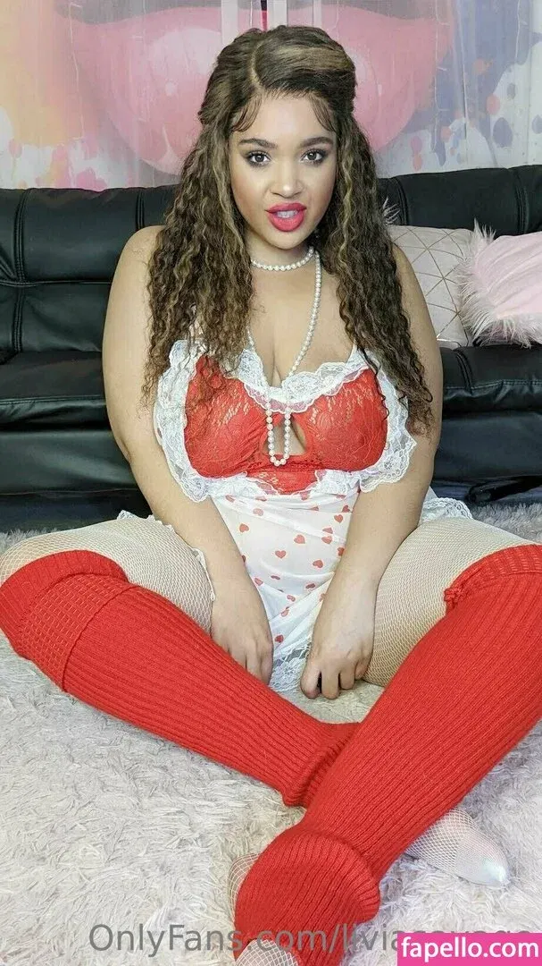https: / itslivsavage / liviasavage Onlyfans Photo Gallery 