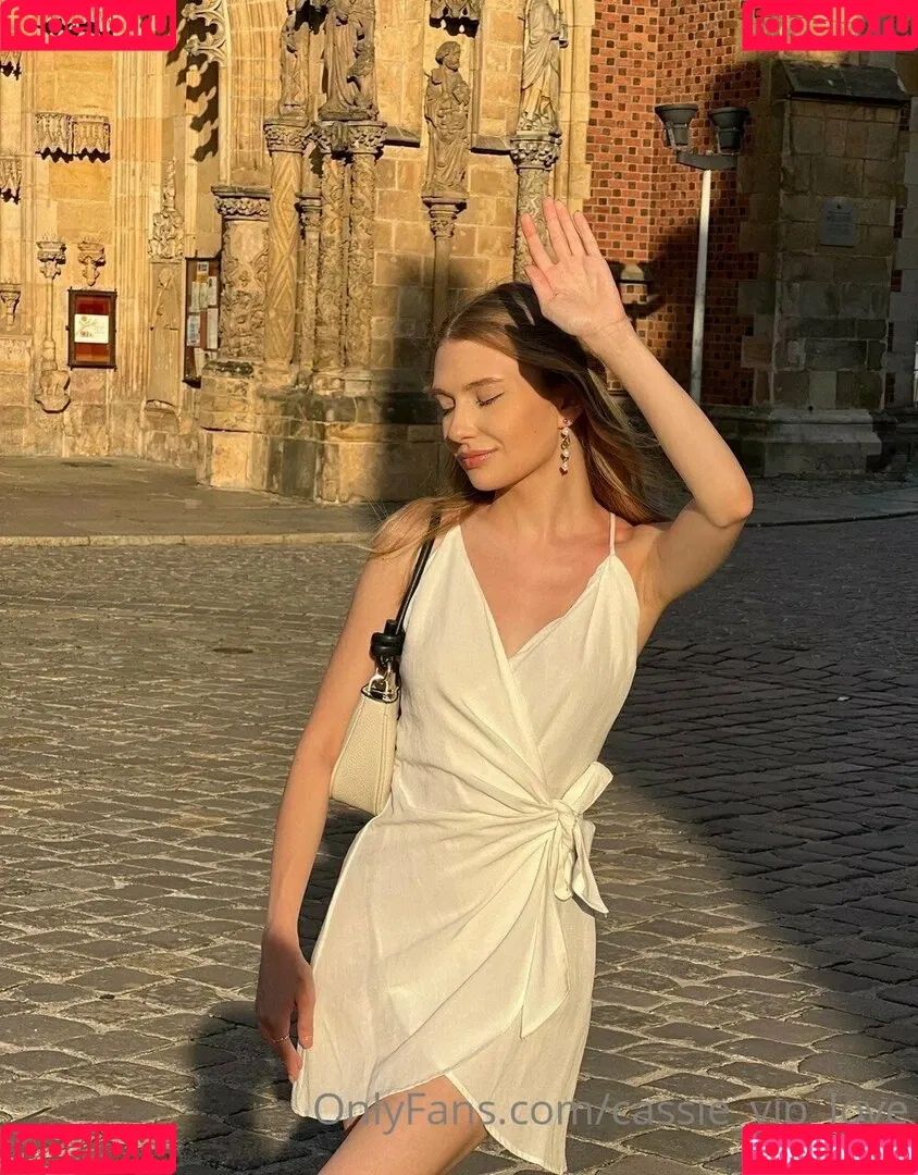 Cassie / Cassie_VIP / cassie_vip_love / love.cass_xox Onlyfans Photo Gallery 