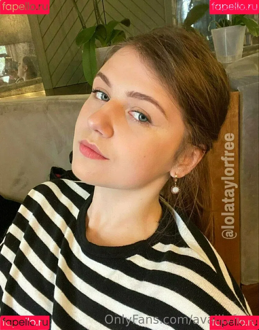 avalilyfree / avalilyuk Onlyfans Photo Gallery 