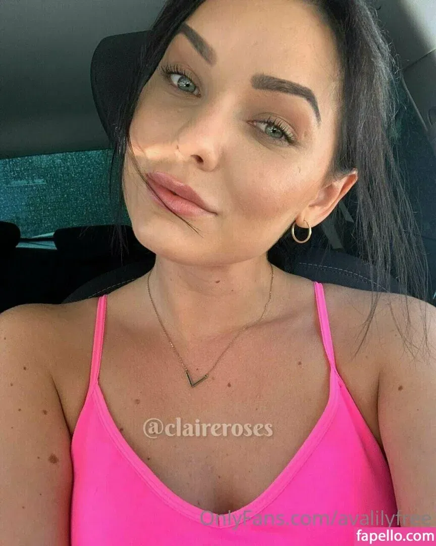 avalilyfree / avalilyuk Onlyfans Photo Gallery 