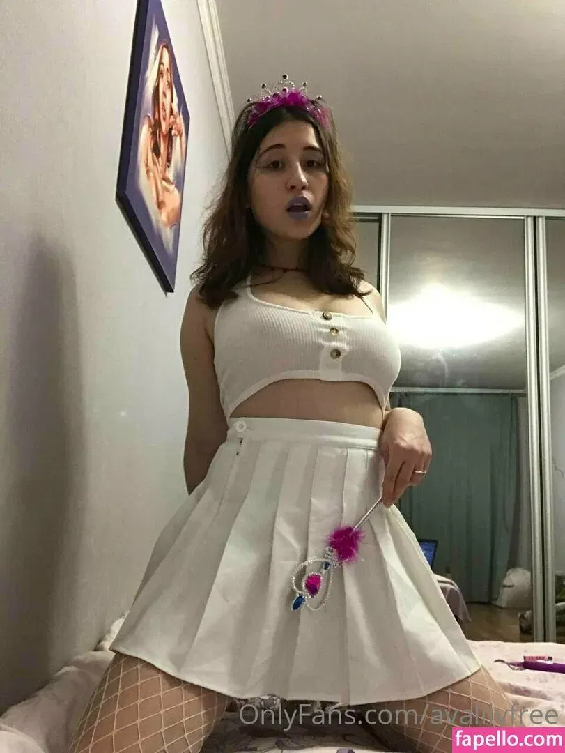 avalilyfree / avalilyuk Onlyfans Photo Gallery 