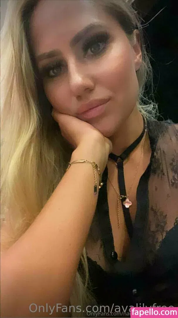 avalilyfree / avalilyuk Onlyfans Photo Gallery 