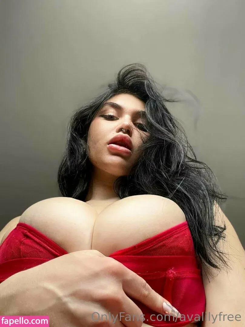 avalilyfree / avalilyuk Onlyfans Photo Gallery 