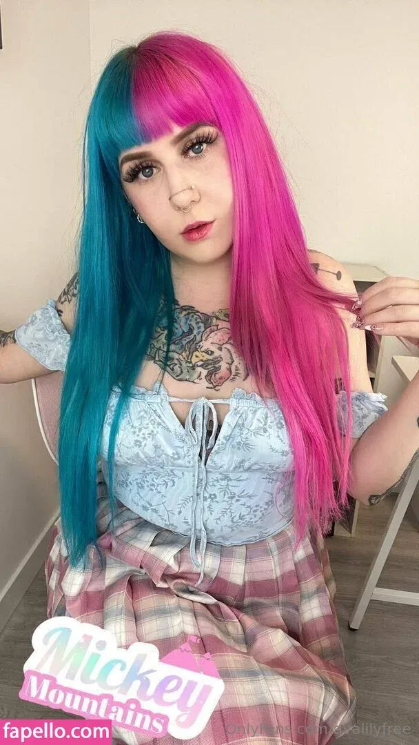 avalilyfree / avalilyuk Onlyfans Photo Gallery 