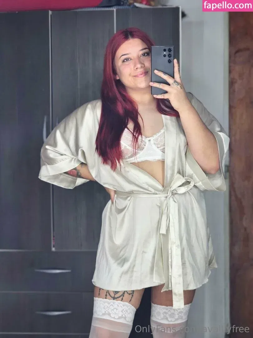 avalilyfree / avalilyuk Onlyfans Photo Gallery 