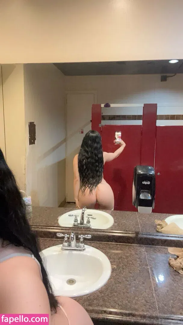 Yamada OF / Yemada Onlyfans Photo Gallery 