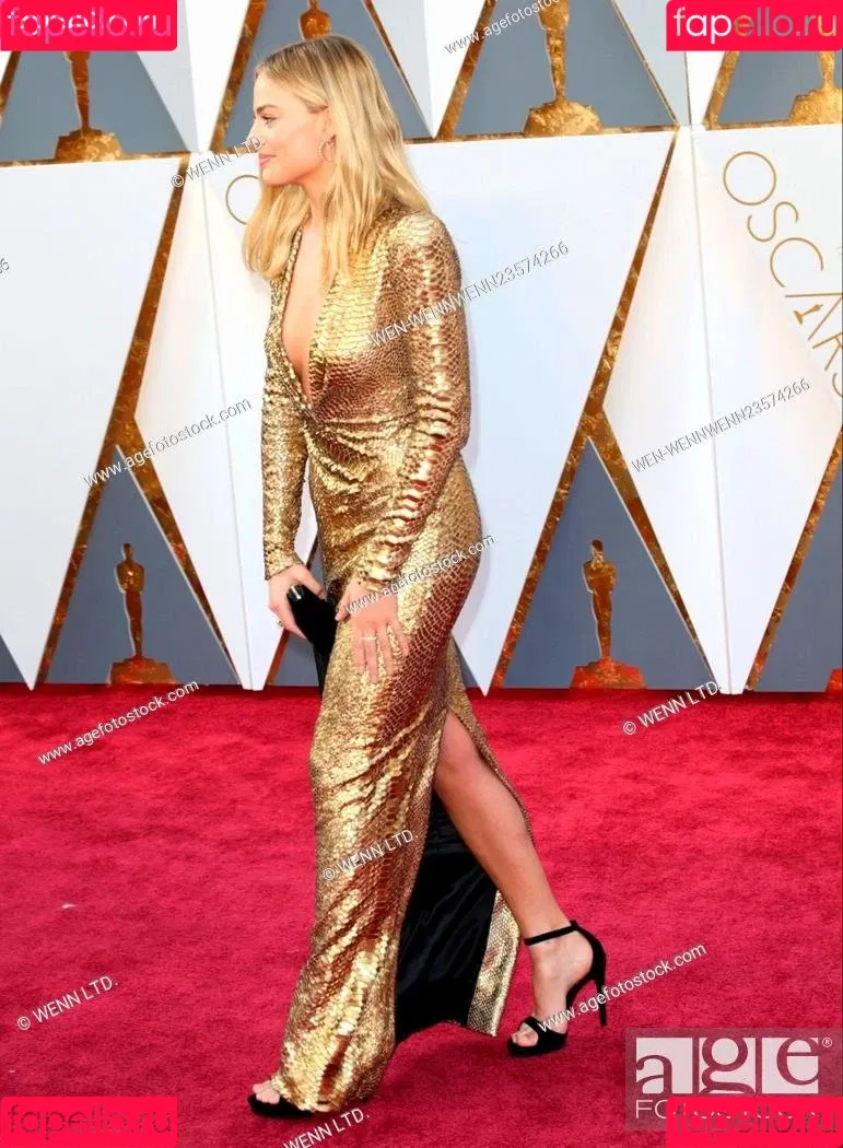 Margot Robbie / margotrobbieofficial Onlyfans Photo Gallery 