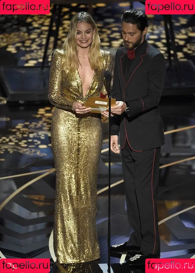 Margot Robbie / margotrobbieofficial Onlyfans Photo Gallery 